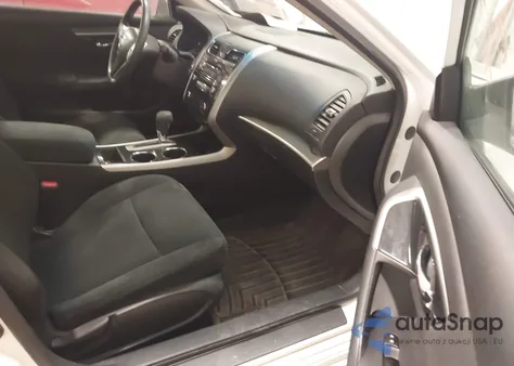 2014 Nissan Altima 2.5/2.5 S/2.5 Sl/2.5 Sv z USA, uszkodzony, nr VIN 1N4AL3AP0EC269877